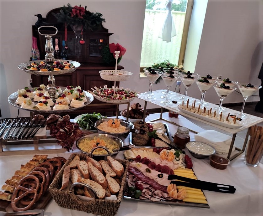 nasa svadba, svadobny vyhladavac, Svadby Saxana, catering