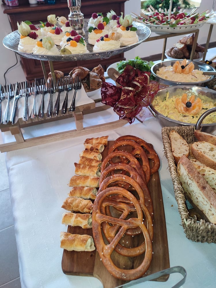 nasa svadba, svadobny vyhladavac, Svadby Saxana, catering