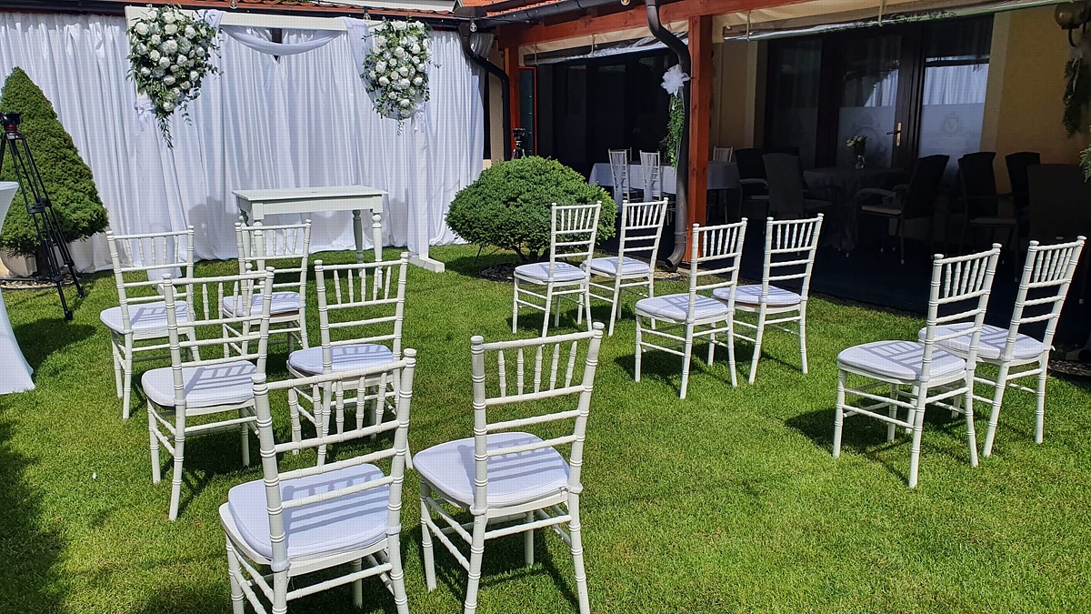 Svadobná sála Victoria Trnava - event restaurant Trnava. Dokonalé luxusné miesto pre svadbu v Trnave s obradom vonku.