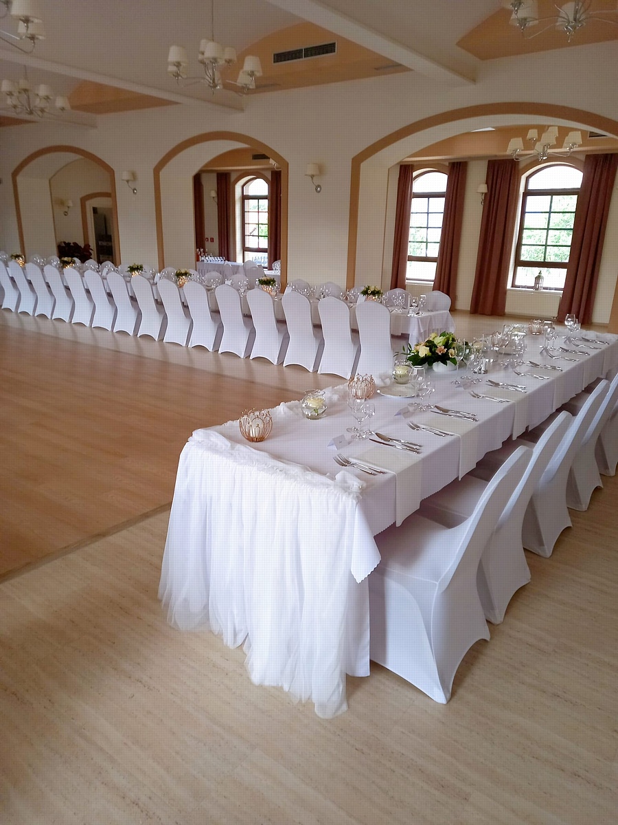 Villa Cubach, svadobná sála, svadba pri Poprade, svadobný obrad, Naša svadba, svadobný vyhľadávač, svadobná sála, svadobné priestory, svadobné miesto, miesto na svadbu, svadba s ubytovaním, svadba Spišské Bystré, svadobná sála, Spišské Bystré, svadba na východe, svadba, Spišské Bystré, Poprad, Spiš, svadba na Spiši, kulturák, kultúrny dom