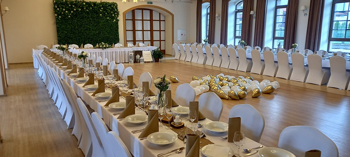 Villa Cubach, svadobná sála, svadba pri Poprade, svadobný obrad, Naša svadba, svadobný vyhľadávač, svadobná sála, svadobné priestory, svadobné miesto, miesto na svadbu, svadba s ubytovaním, svadba Spišské Bystré, svadobná sála, Spišské Bystré, svadba na východe, svadba, Spišské Bystré, Poprad, Spiš, svadba na Spiši, kulturák, kultúrny dom