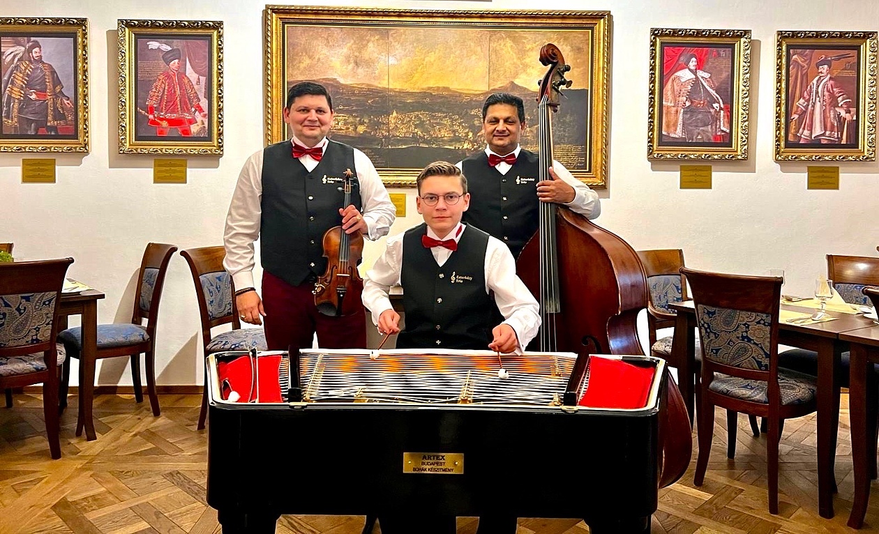 esterhazy trio, hudba na svadbu, hudba, svadba, cimbal, cimbalovka, cimbalova hudba