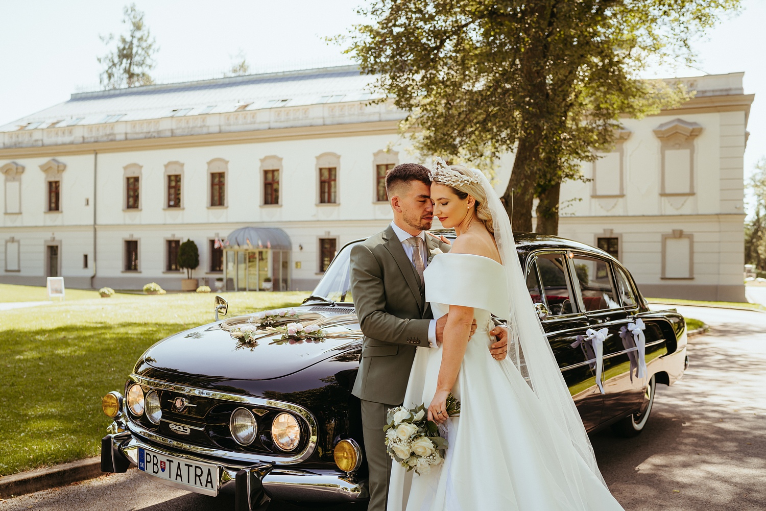 Gino Park Palace Orlové – historický kaštieľ pri Považskej Bystrici, kaplnka, park a sála pre svadbu so 120 hosťami.