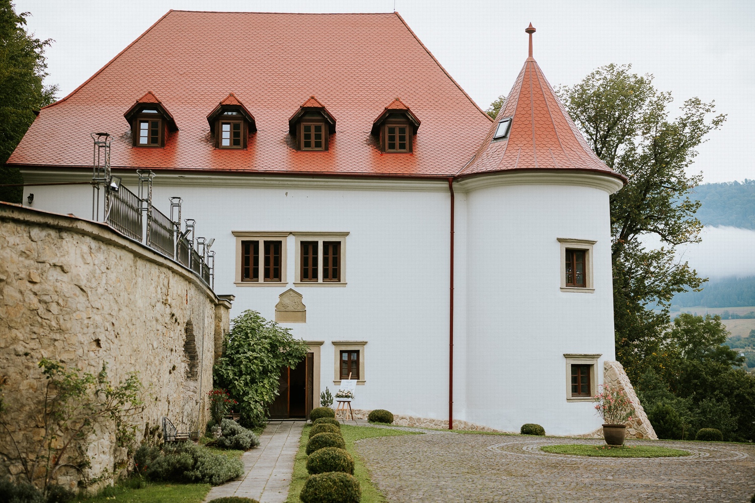 Kaštieľ Burg, Považská Bystrica – priestor pre váš svadobný príbeh